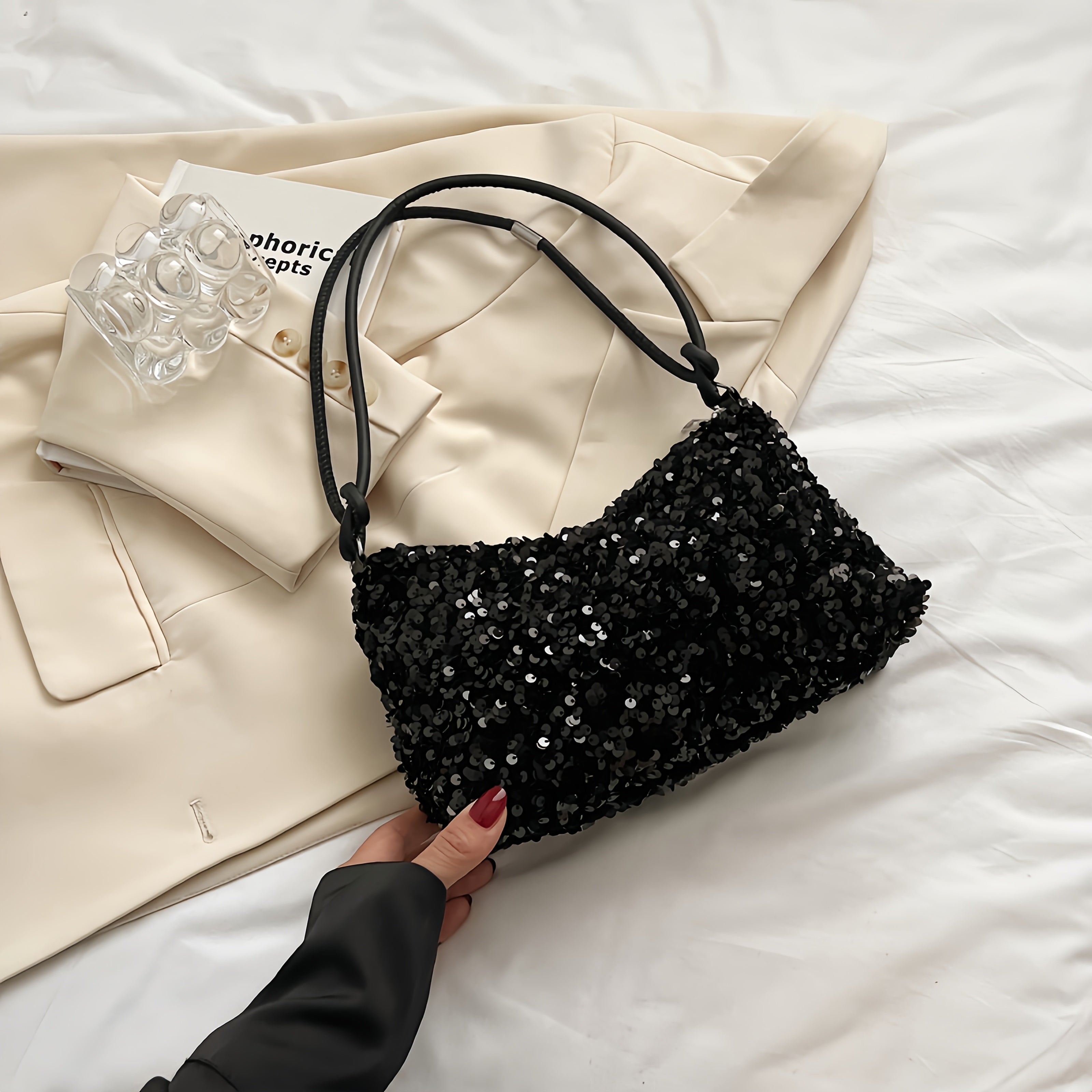 A Stylish Shoulder Bag For Women With Sequins, A Fashionable Handbag For Women With Sequins - With Shoulder Strap. A Very Eye-catching Bag For Fashionable Women With A Lot Of Personality. Large Capacity, With Zipper, Suitable For Various Occasions.